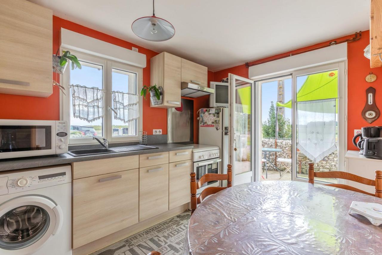 Appartement Accueillant A Mortagne Sur Gironde 45 M² Terrasse Exteriör bild