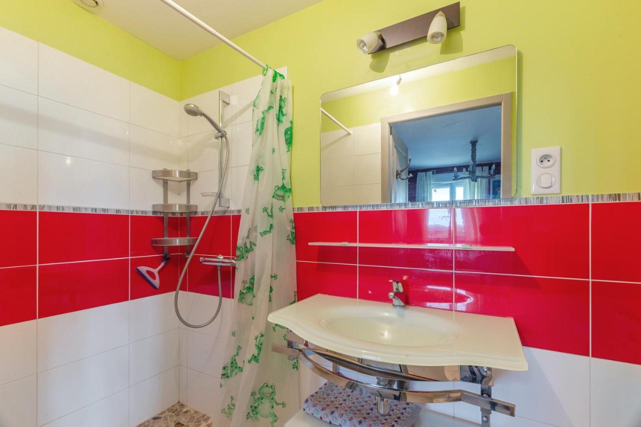 Appartement Accueillant A Mortagne Sur Gironde 45 M² Terrasse Exteriör bild