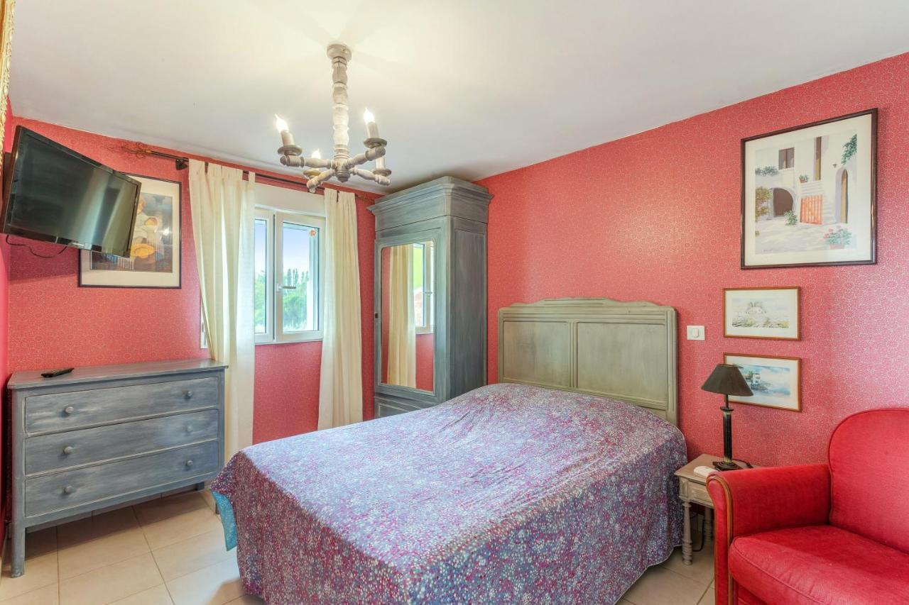 Appartement Accueillant A Mortagne Sur Gironde 45 M² Terrasse Exteriör bild